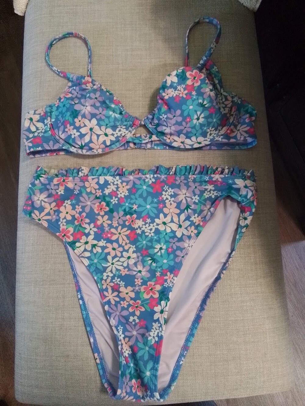 Cupshe High Waist Floral Two-Piece Swim Set in Teal and Pink